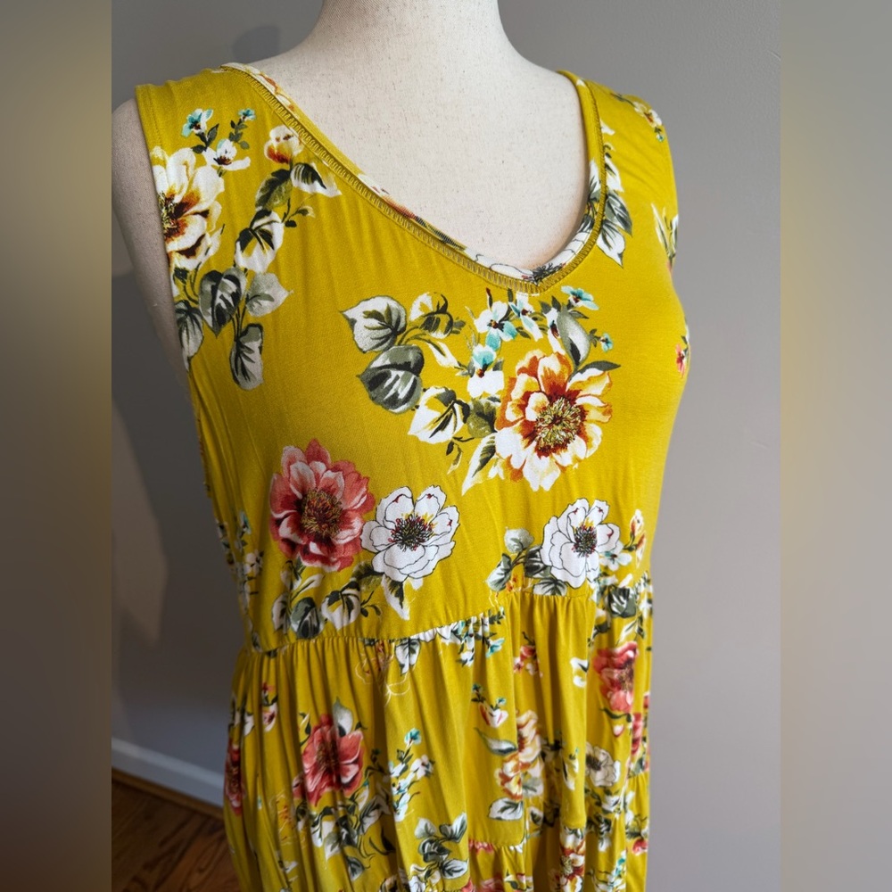 Torrid Yellow Floral Supersoft Tiered Babydoll Tank - Torrid Size 3 (22-24, 3X) - Picture 5 of 16